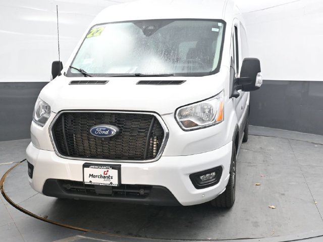Used 2022 Ford Transit 350 XLT RWD image 2