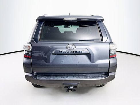 Used 2016 Toyota 4Runner SR5 image 29