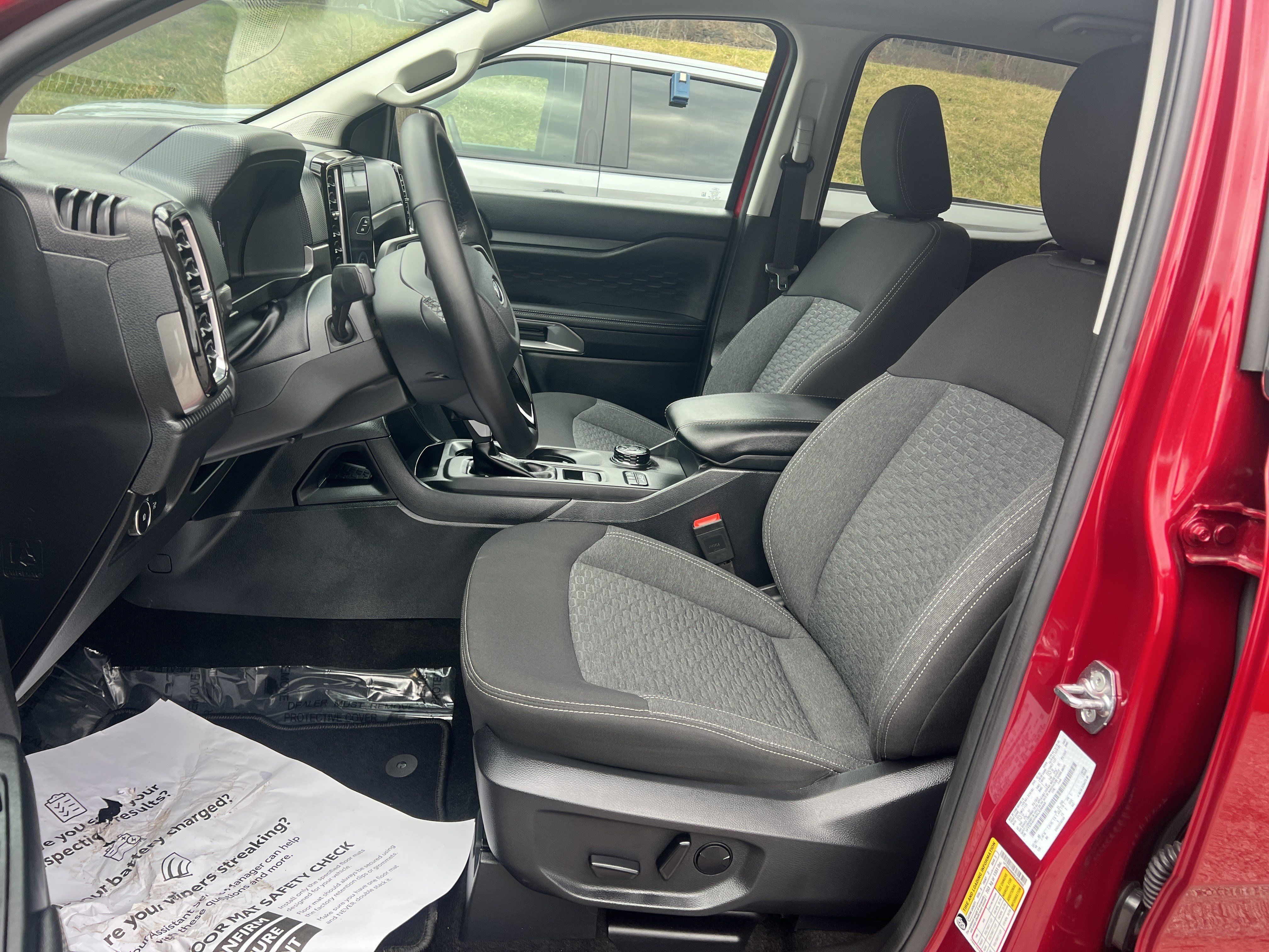 Used 2025 Ford Ranger XLT w/ Equipment Group 301A High AWD/4WD image 7