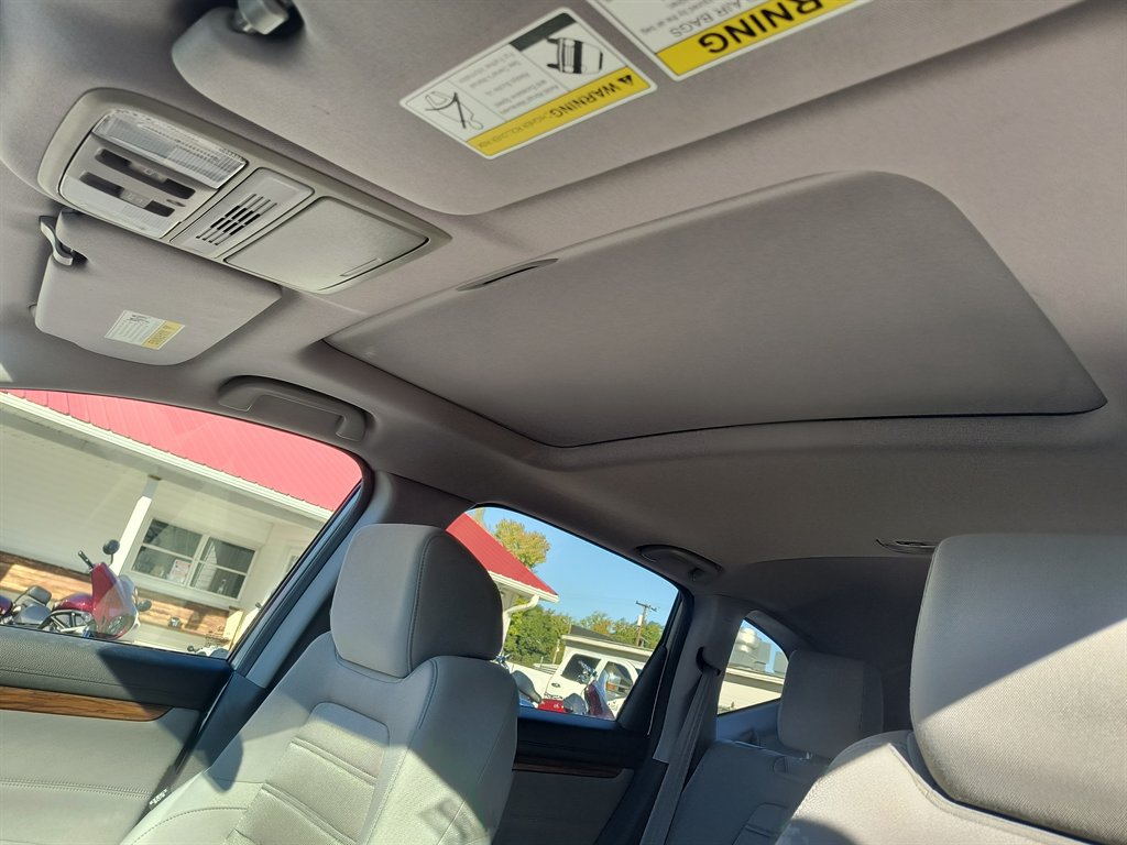 Used 2017 Honda CR-V EX image 18
