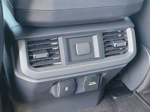 Certified 2022 Ford F150 Lariat AWD/4WD image 18