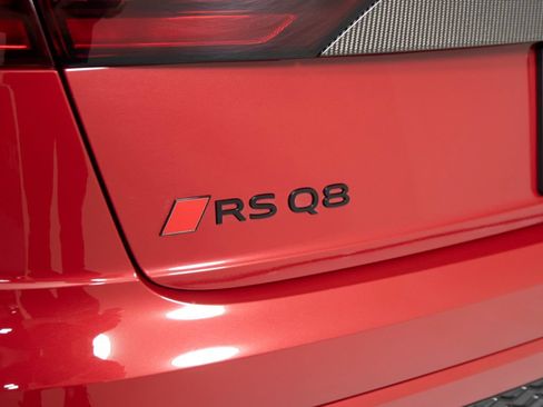 Used 2025 Audi RS Q8 performance AWD/4WD image 43