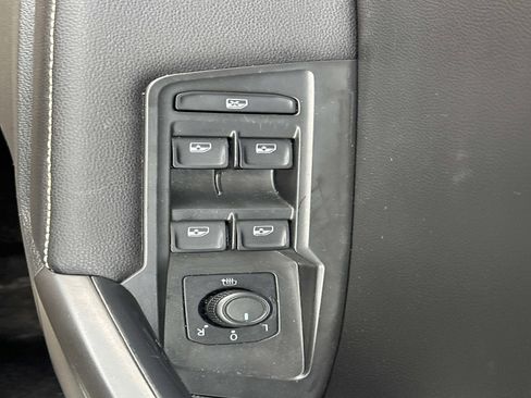 Used 2022 Volkswagen Tiguan S image 20