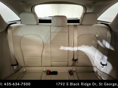 Certified 2022 Mercedes-Benz GLC 300 4MATIC w/ Driver Assistance Package image 25