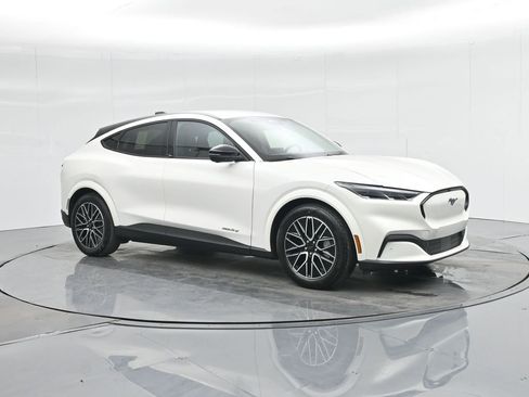 New 2025 Ford Mustang Mach-E Premium image 33