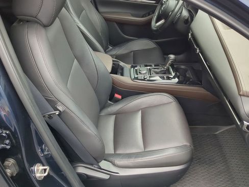 Used 2021 MAZDA CX-30 2.5 Turbo w/ Premium Package image 17