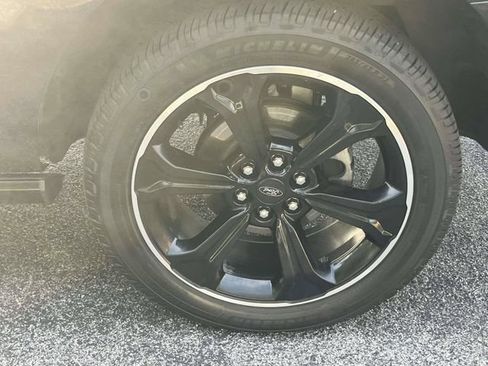 Certified 2023 Ford Expedition Limited AWD/4WD image 11