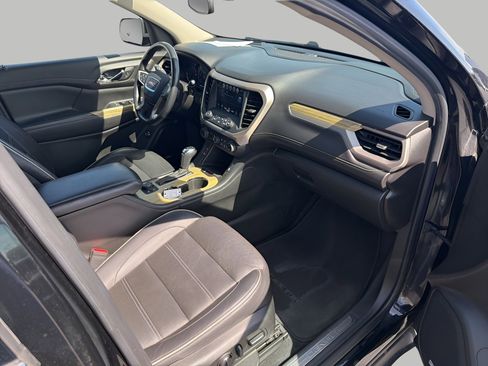 Used 2019 GMC Acadia Denali w/ Technology Package AWD/4WD image 10