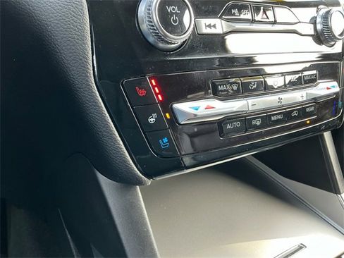 Certified 2023 Ford Explorer Limited w/ Limited Technology Package image 24