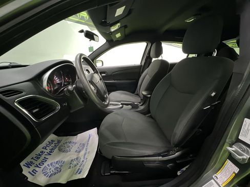 Used 2012 Chrysler 200 LX FWD image 16
