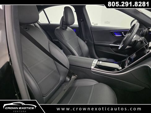 Used 2025 Mercedes-Benz C 300 Sedan image 13