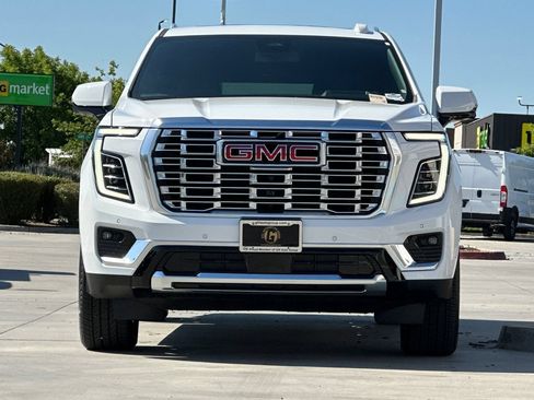 New 2026 GMC Yukon XL Denali w/ Sun & Power Step Package AWD/4WD image 10