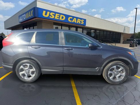 Used 2017 Honda CR-V EX image 2