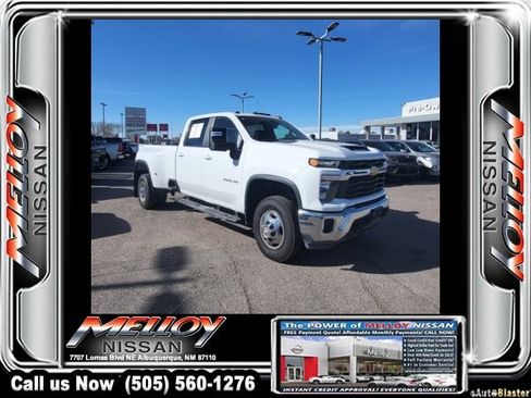 Used 2024 Chevrolet Silverado 3500 LT image 4