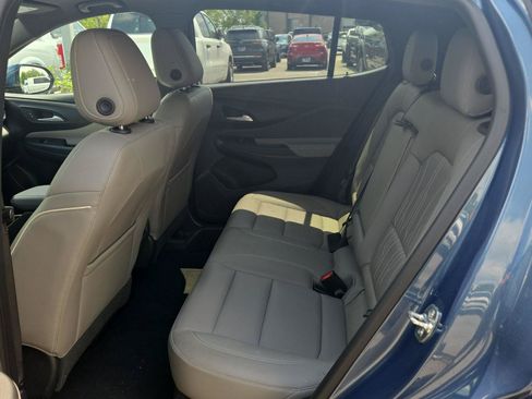 Used 2025 Buick Envista Avenir FWD image 14