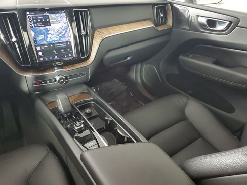 Certified 2023 Volvo XC60 B5 Plus w/ Protection Package Premier image 19