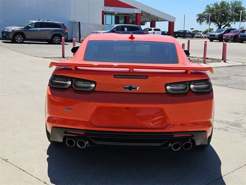 Used 2021 Chevrolet Camaro SS image 7