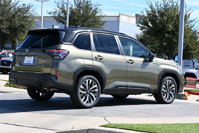 New 2026 Subaru Forester Touring AWD/4WD image 3