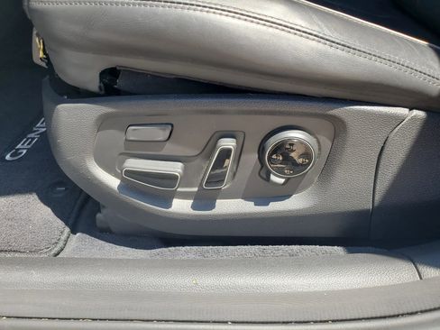 Used 2015 Hyundai Genesis 3.8 w/ Option Group 04 image 18