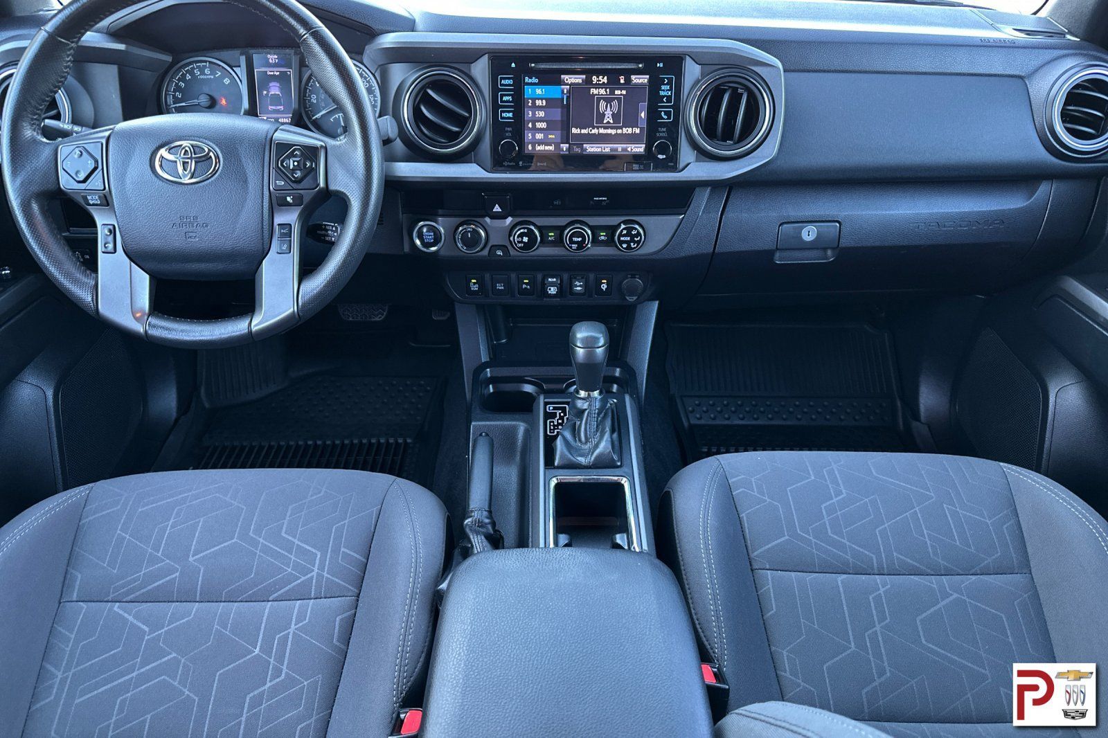 Used 2018 Toyota Tacoma TRD Off-Road w/ Technology Package AWD/4WD image 15