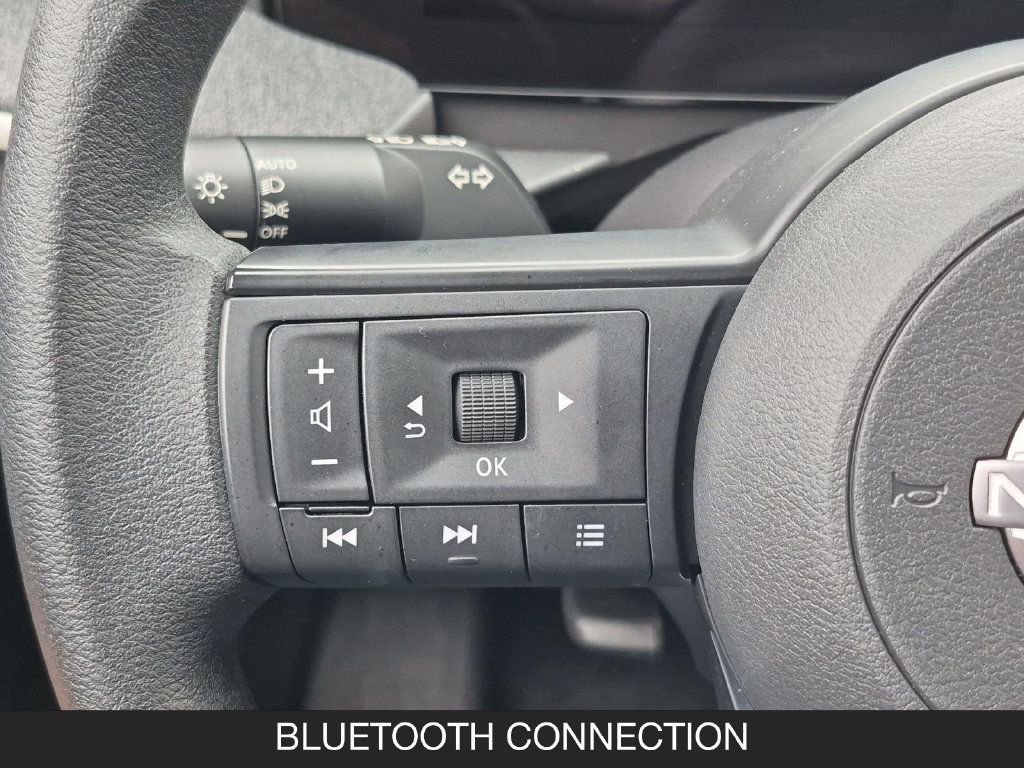 Certified 2026 Nissan Kicks SV FWD image 17