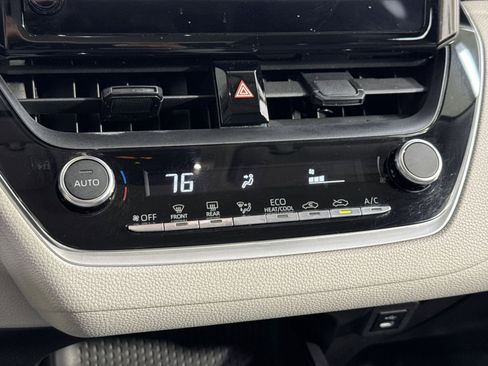 Used 2023 Toyota Corolla LE image 25