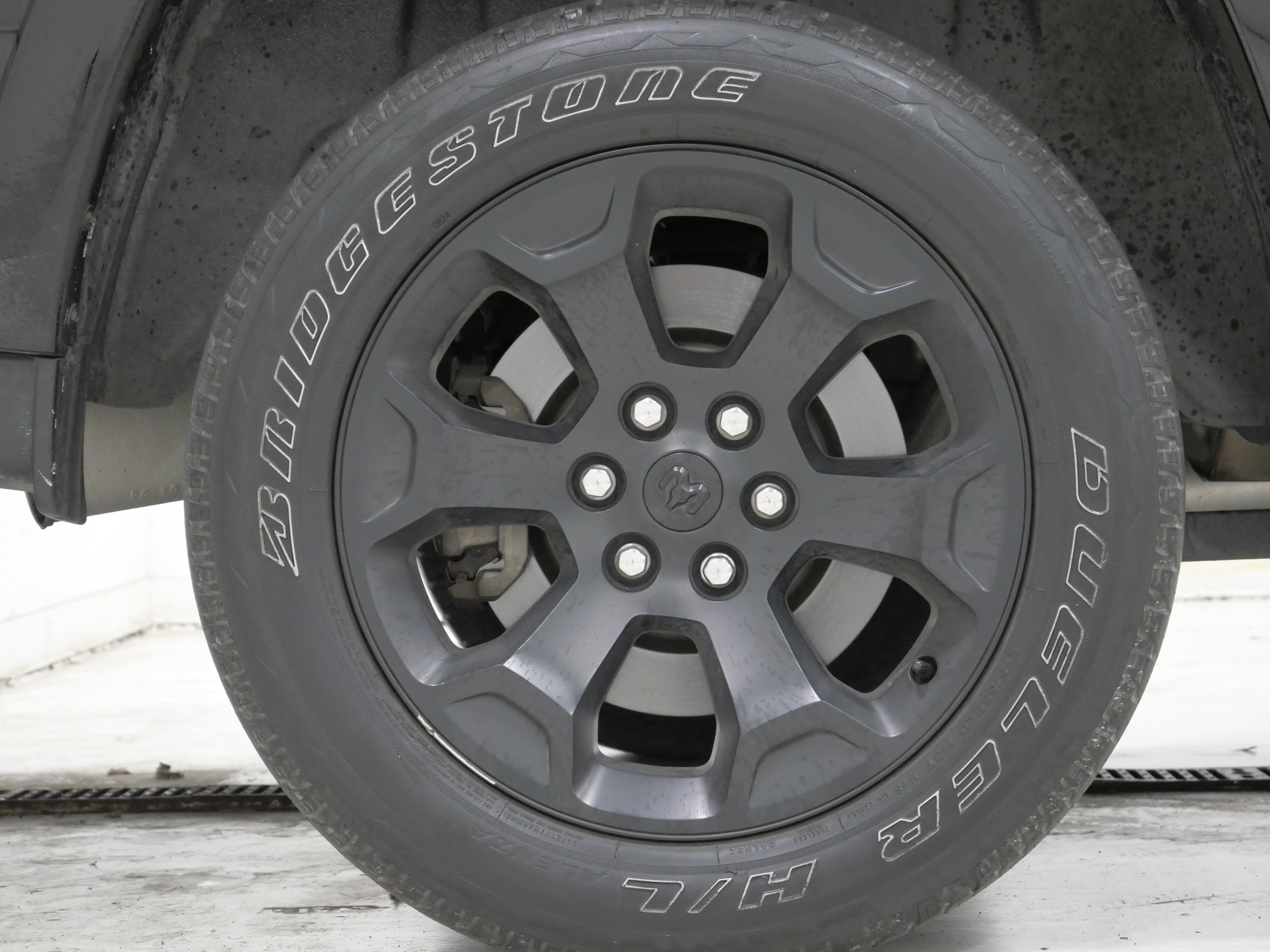 Used 2025 RAM 1500 Big Horn AWD/4WD image 8
