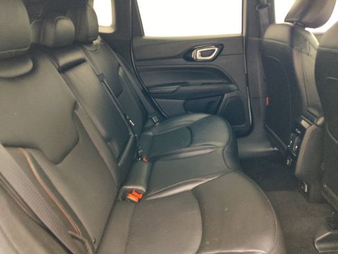 Used 2025 Jeep Compass Trailhawk AWD/4WD image 19
