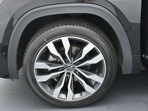 Used 2023 Volkswagen Atlas Cross Sport SEL Premium R-Line AWD/4WD image 41