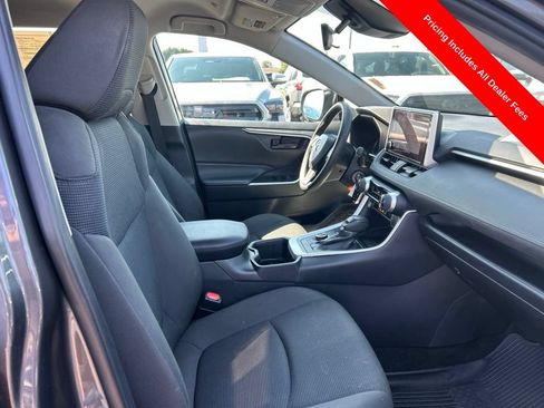 Used 2024 Toyota RAV4 LE AWD/4WD image 24