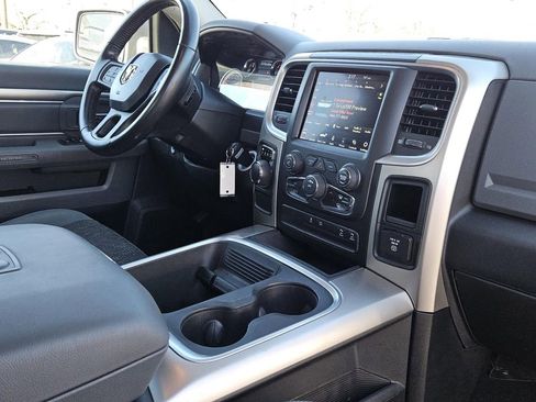 Used 2018 RAM 1500 Lone Star image 31