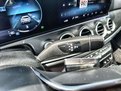 Used 2022 Mercedes-Benz E 350 Sedan image 26