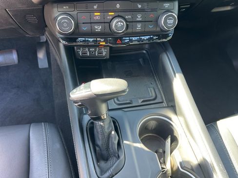 Used 2022 Dodge Durango GT image 17