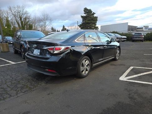 Used 2017 Hyundai Sonata Limited w/ Ultimate Package 02 image 5