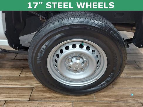 Used 2024 Toyota Tacoma SR image 7