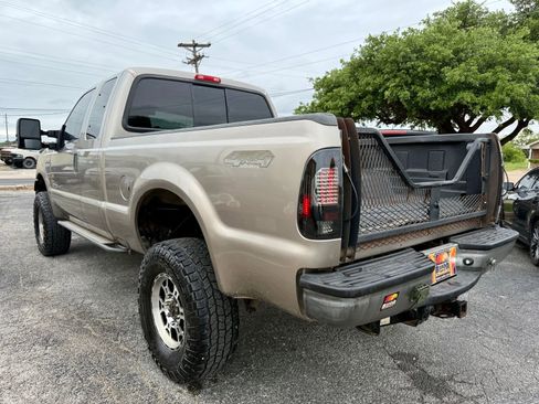 Used 2006 Ford F350 4x4 SuperCab Super Duty image 5
