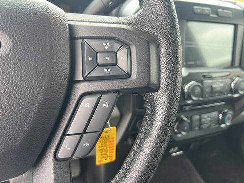 Used 2016 Ford F150 XLT w/ Equipment Group 302A Luxury AWD/4WD image 9