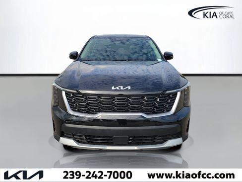 New 2026 Kia Sorento LX FWD image 2