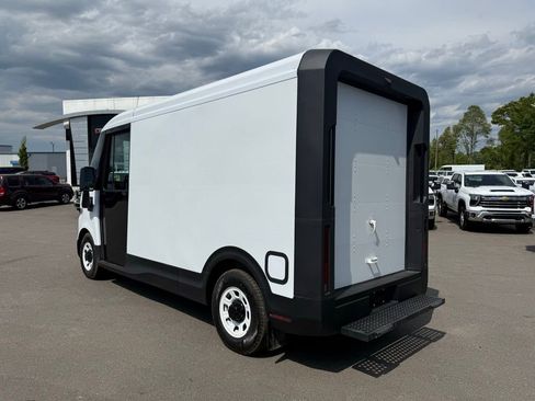 Used 2024 Chevrolet Brightdrop 400 w/ Commercial Equipment Package AWD/4WD image 3