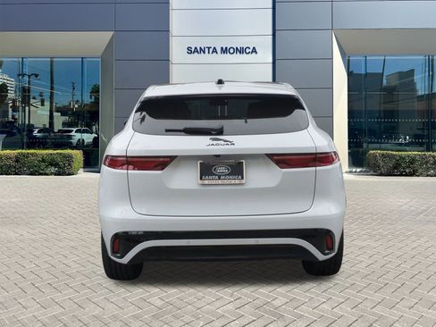 Used 2024 Jaguar F-PACE R-Dynamic S image 4