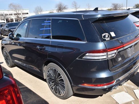 Used 2024 Lincoln Aviator Black Label w/ Dynamic Handling Package image 9