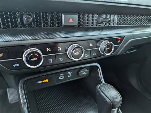 Used 2024 Honda CR-V EX image 12