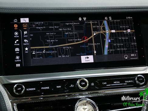 Used 2023 Bentley Flying Spur W12 image 38