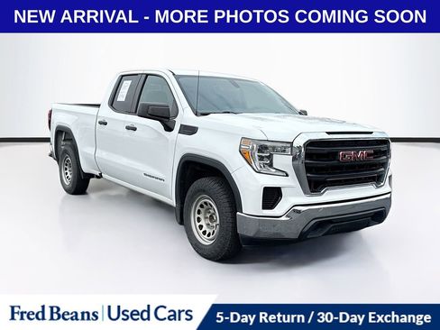 Used 2020 GMC Sierra 1500 Base w/ Sierra Value Package image 1