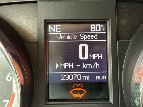 Used 2015 Dodge Grand Caravan SXT w/ Rear Park Assist Package FWD image 7
