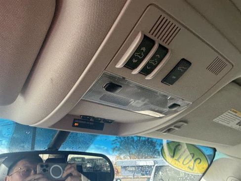 Used 2012 Chevrolet Tahoe LT image 33