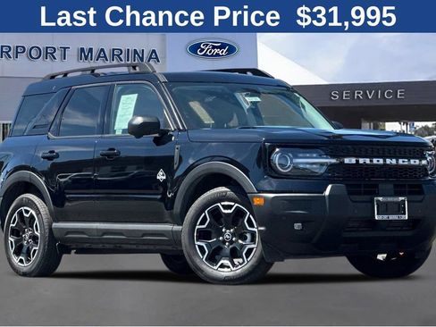 Certified 2025 Ford Bronco Sport Outer Banks w/ Outer Banks Tech Package+ AWD/4WD image 2
