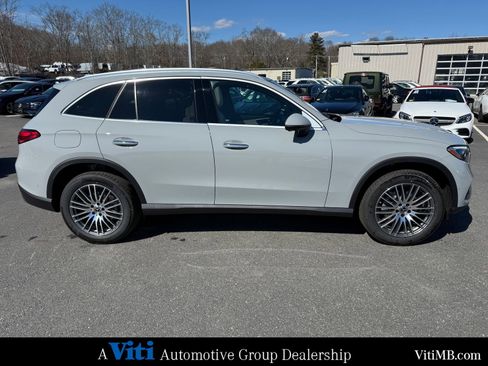 New 2026 Mercedes-Benz GLC 300 4MATIC image 9