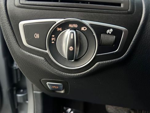 Used 2022 Mercedes-Benz GLC 300 4MATIC Coupe image 26