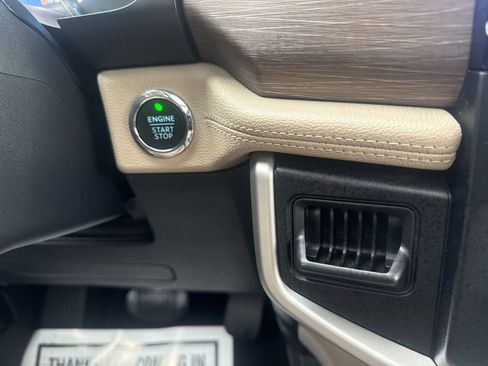 Used 2024 Ford Expedition Max Limited image 26